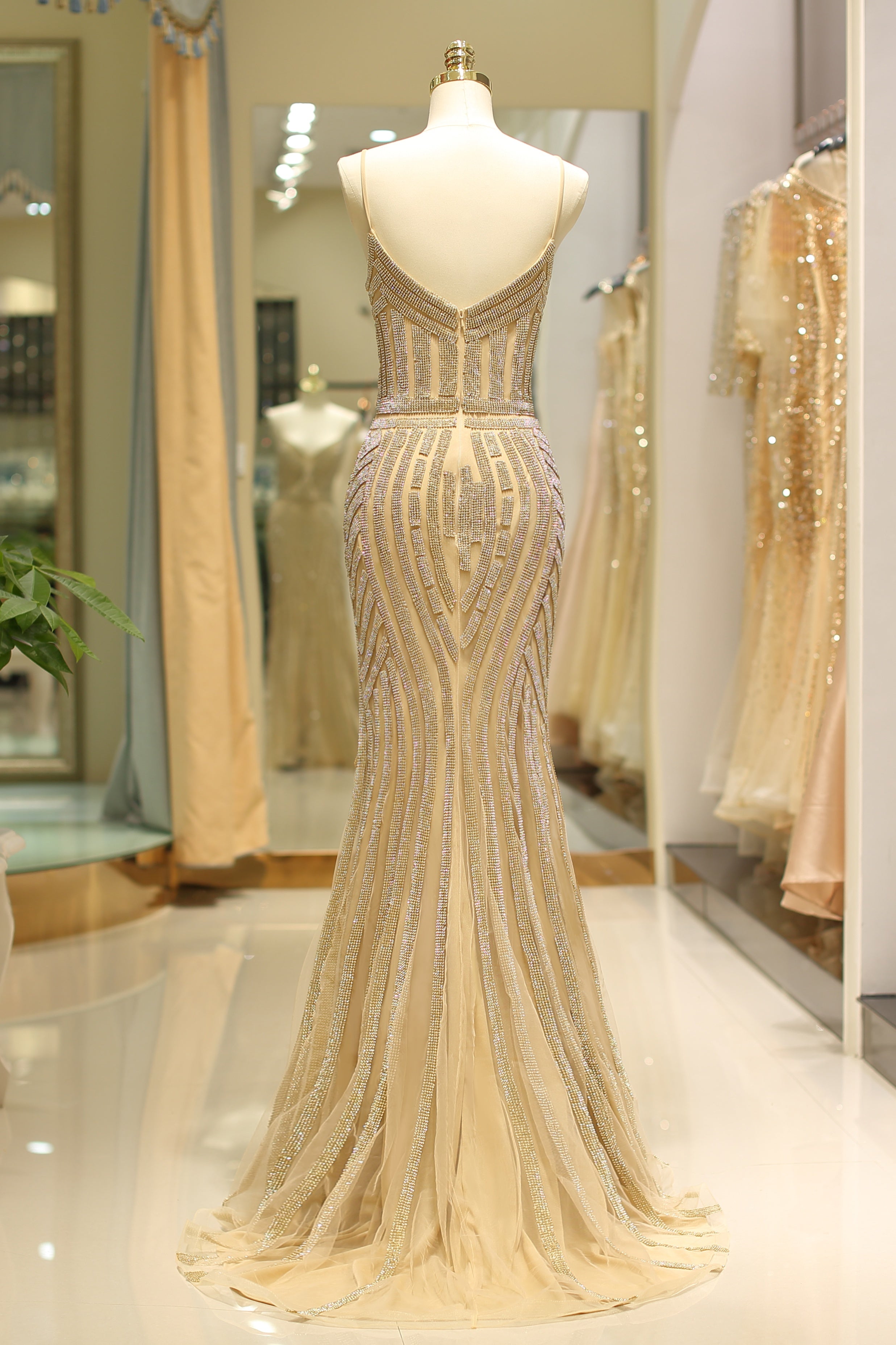 V-Neck Spaghetti Straps Beaded Appliques Sparkly Mermaid Party Prom Dress