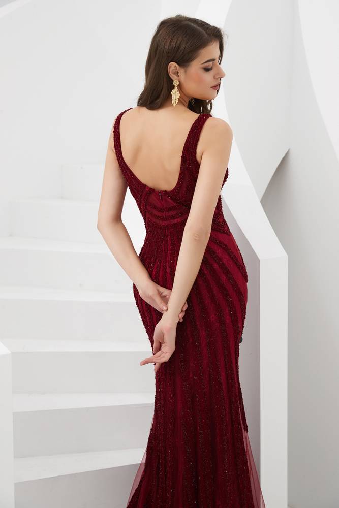Win Red Sparkly Mermaid V-Neck Beaded Party Prom Dress